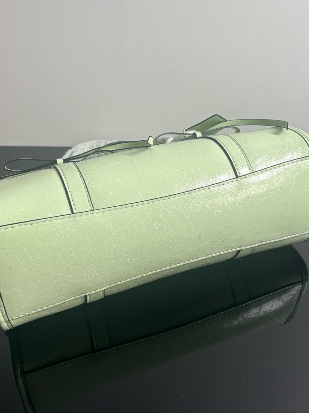 Coach Pale Mint Green Leather Shoulder Bag with Bow Straps - Picture 4 of 8